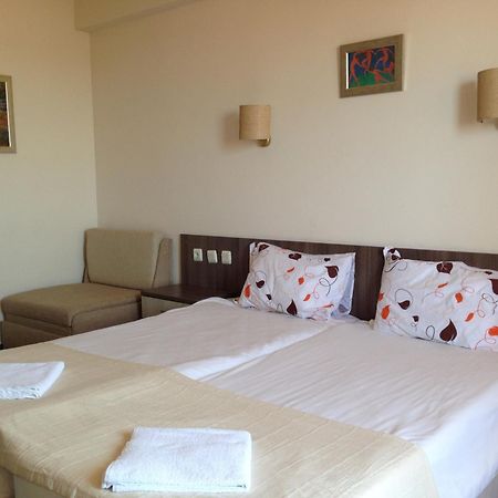 לוזנטס Hotel Laguna חדר תמונה